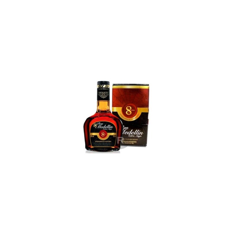 Ron Medellin 8 Años 70 Cl